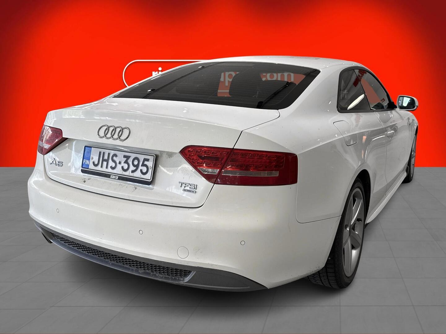 Audi A5 2011, photo 2/3