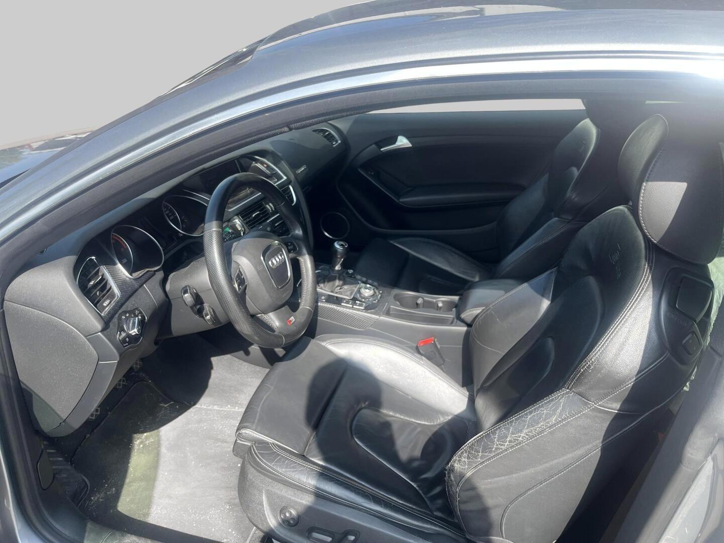 Audi A5 2010, photo 3/3