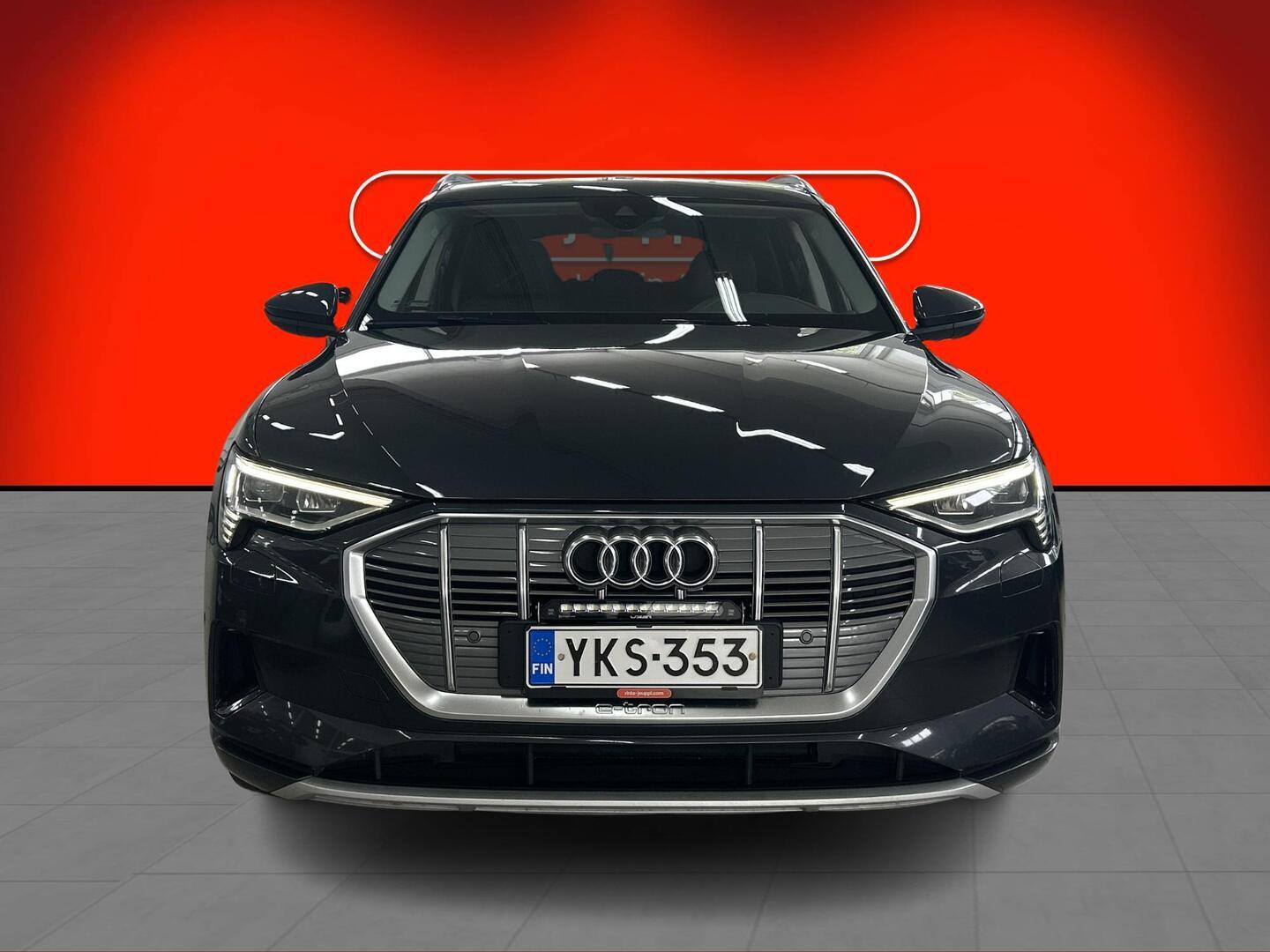 Audi e-tron 50 quattro 2020, kuva 2/3