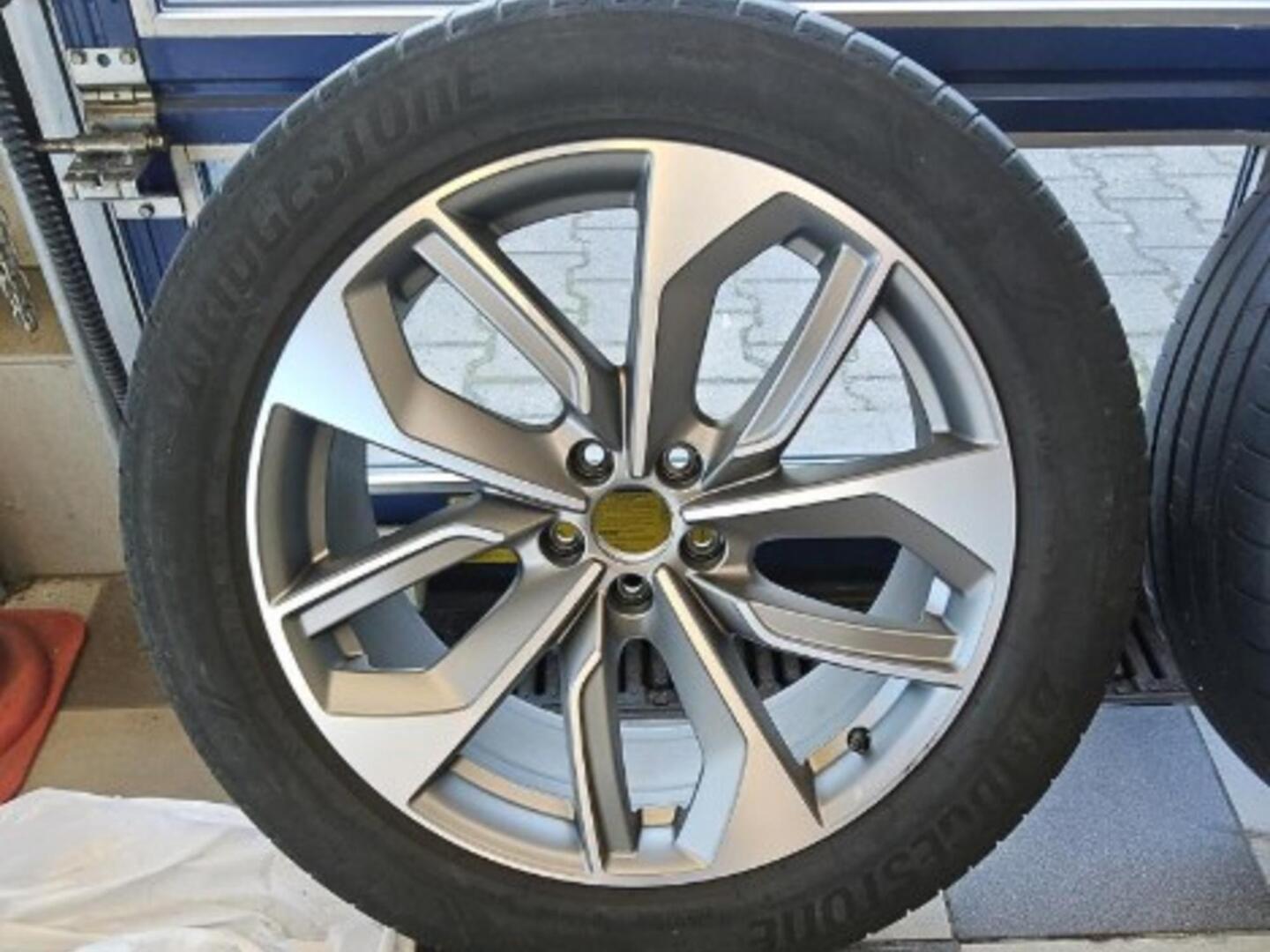 Audi e-tron Advanced 55 Quattro 2023, kuva 2/4