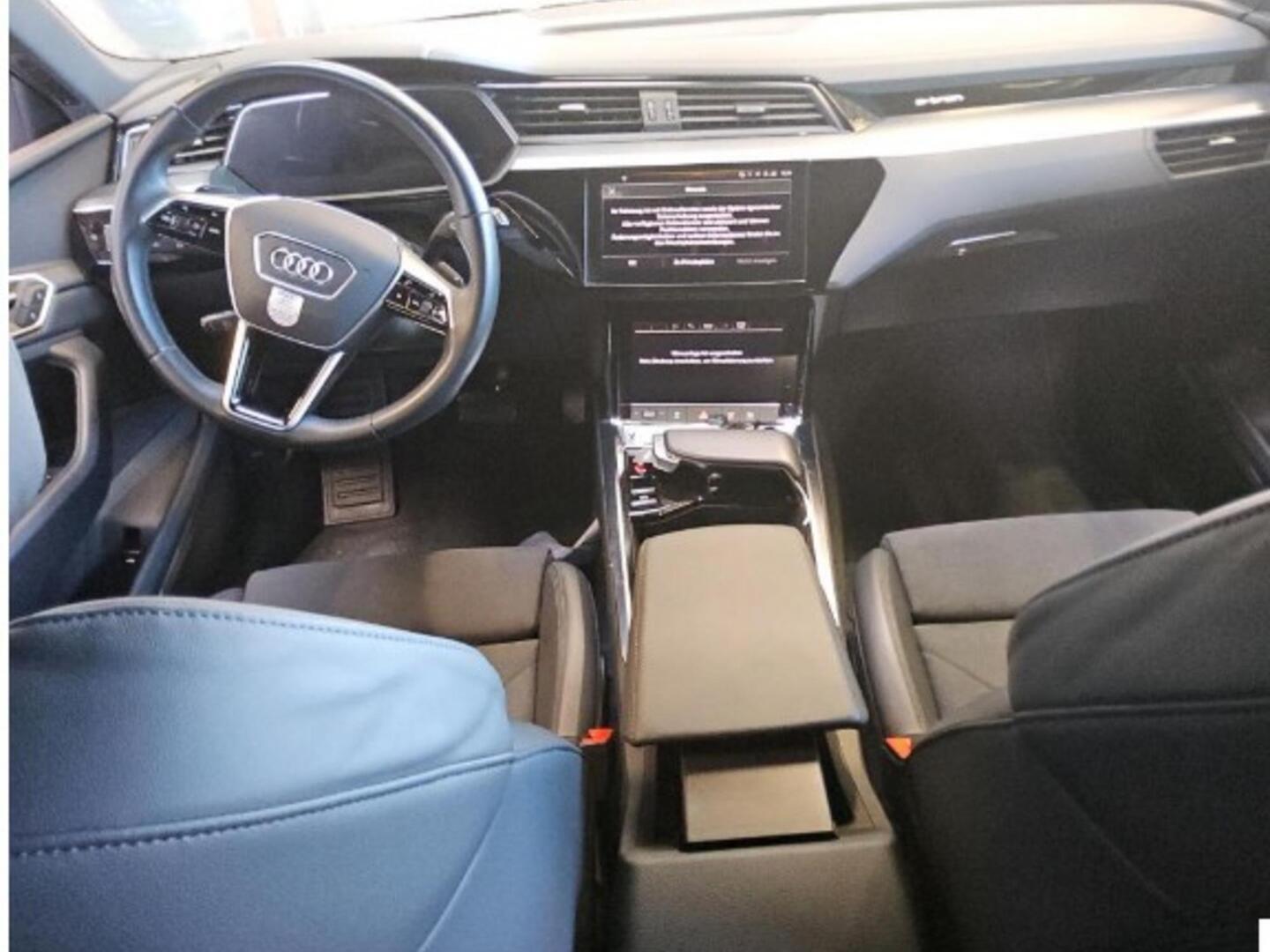 Audi e-tron Advanced 55 Quattro 2023, kuva 3/4