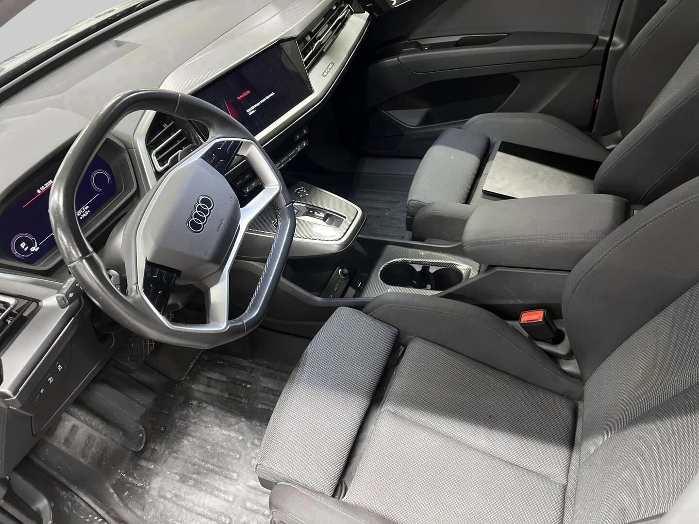 Audi Q4 e-tron 50 e-tron quattro 2023, bild 3/3