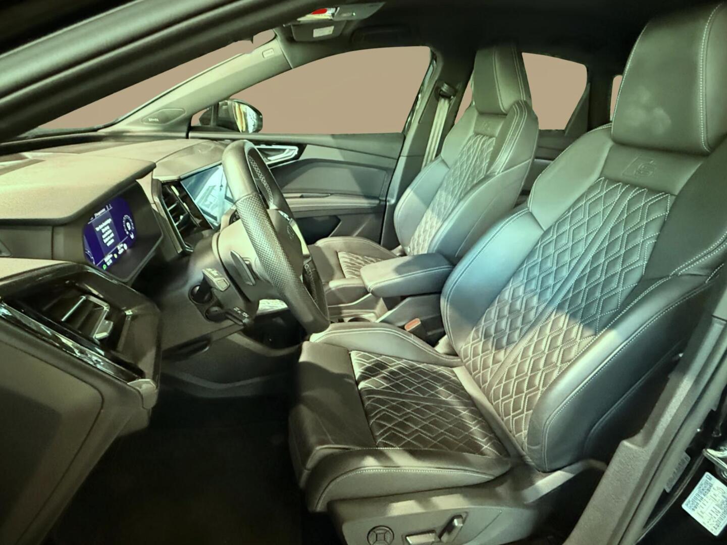 Audi Q4 e-tron 2023, kuva 3/3