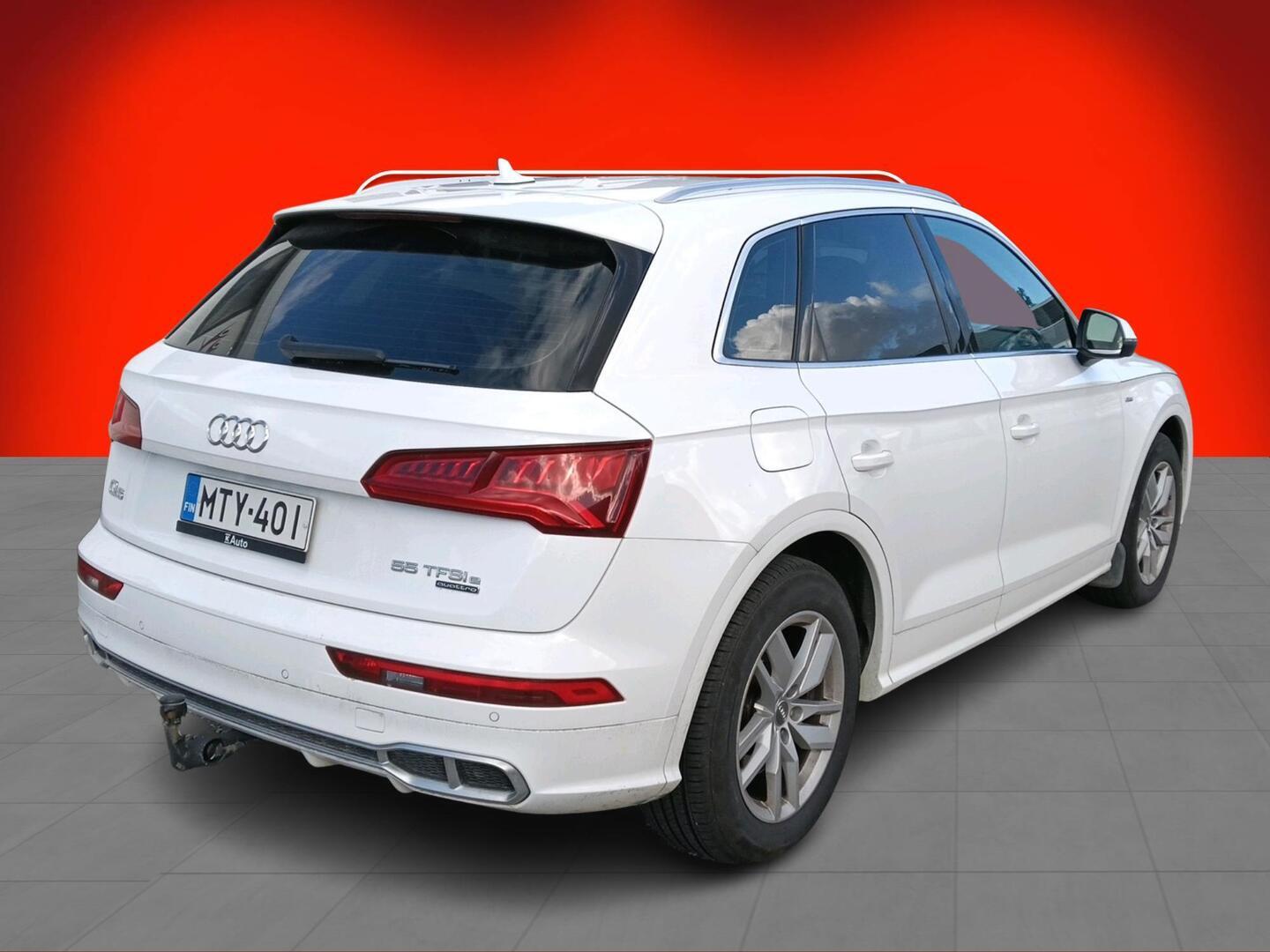 Audi Q5 2019, photo 2/3
