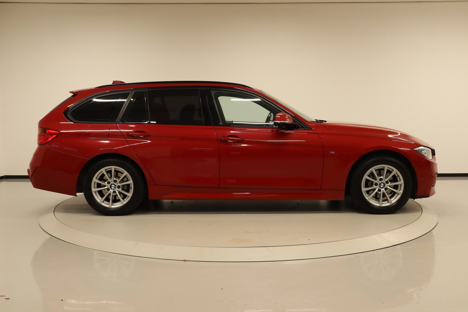 BMW 320 2014, kuva 4/20