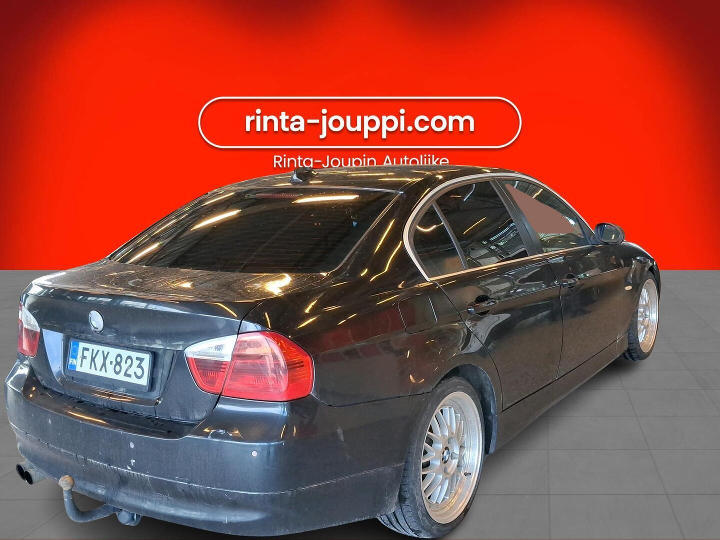 BMW 330 xdA Sedan 2006, kuva 2/3
