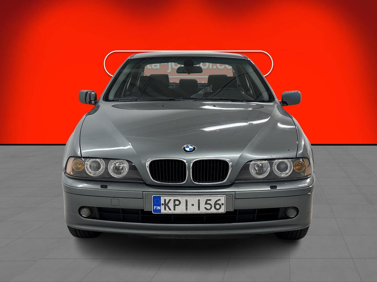 BMW 520 iA 2002, kuva 2/3