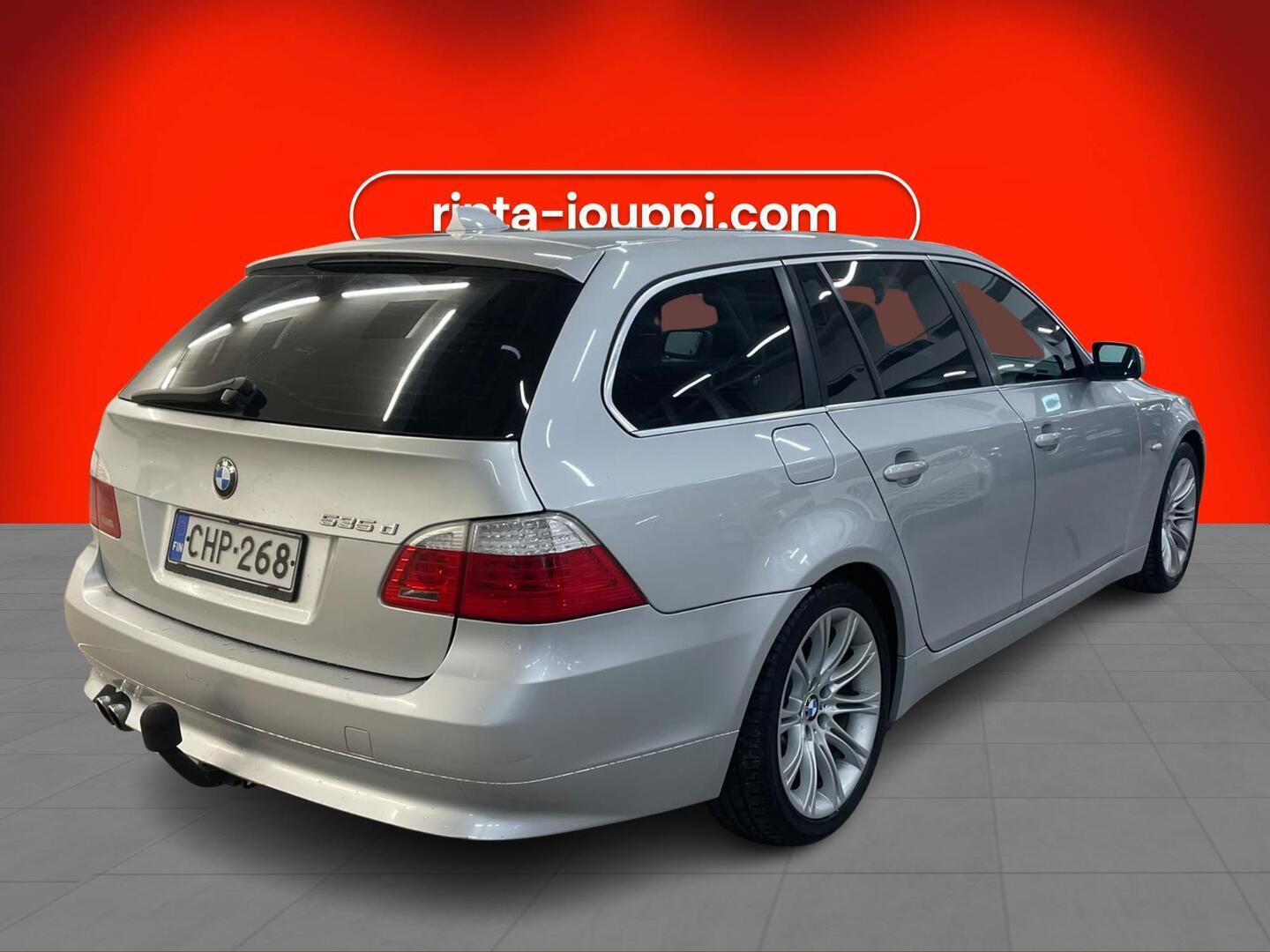 BMW 535 E61 Touring 2008, kuva 2/3