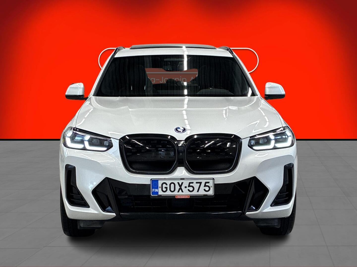 BMW iX3 G08 M Sport Charged Plus 2022, kuva 2/3