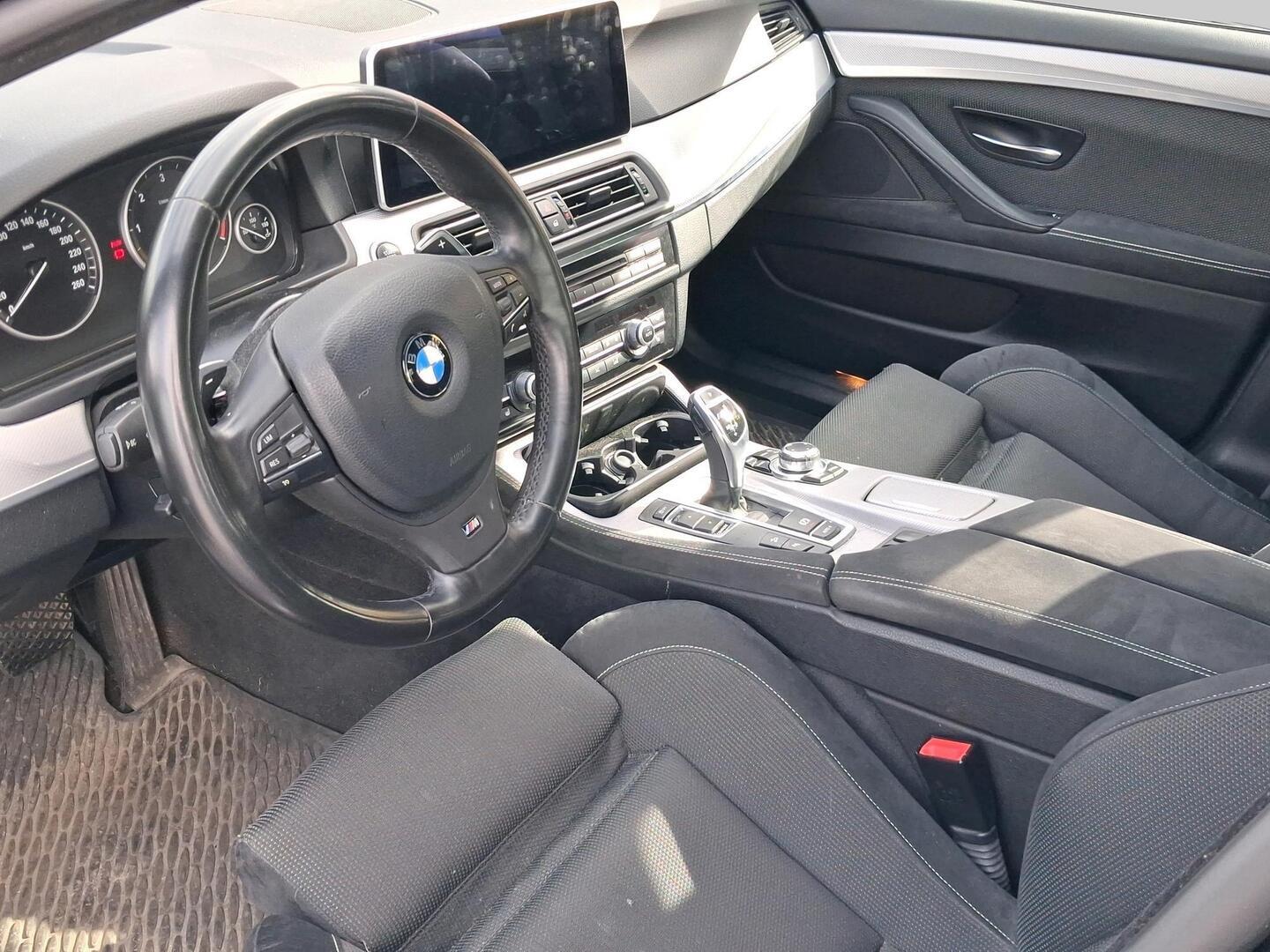 BMW M550d Sport A xDrive F10 Sedan 2013, kuva 3/3