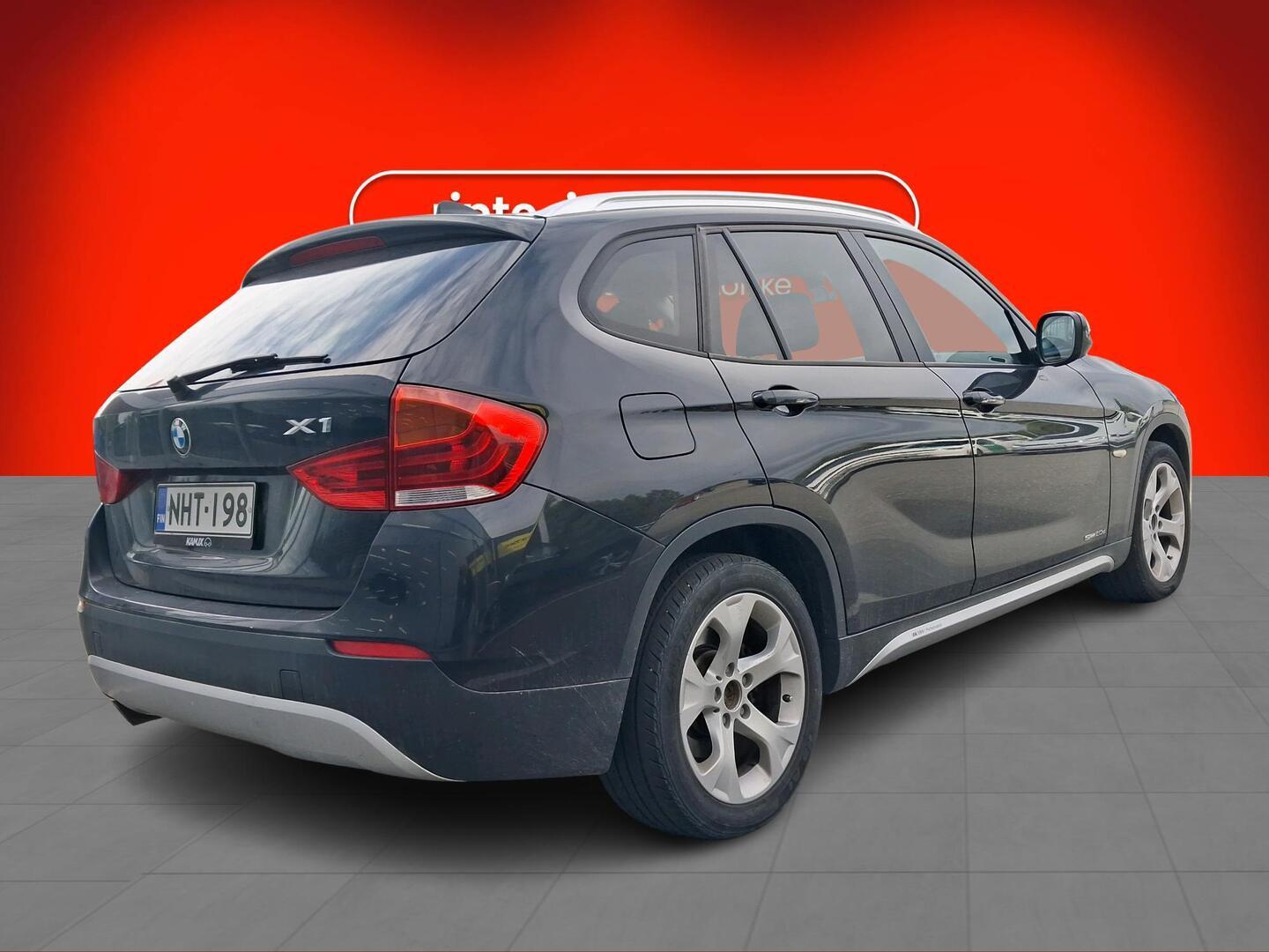 BMW X1 A E84 SAV Business 2010, photo 2/3