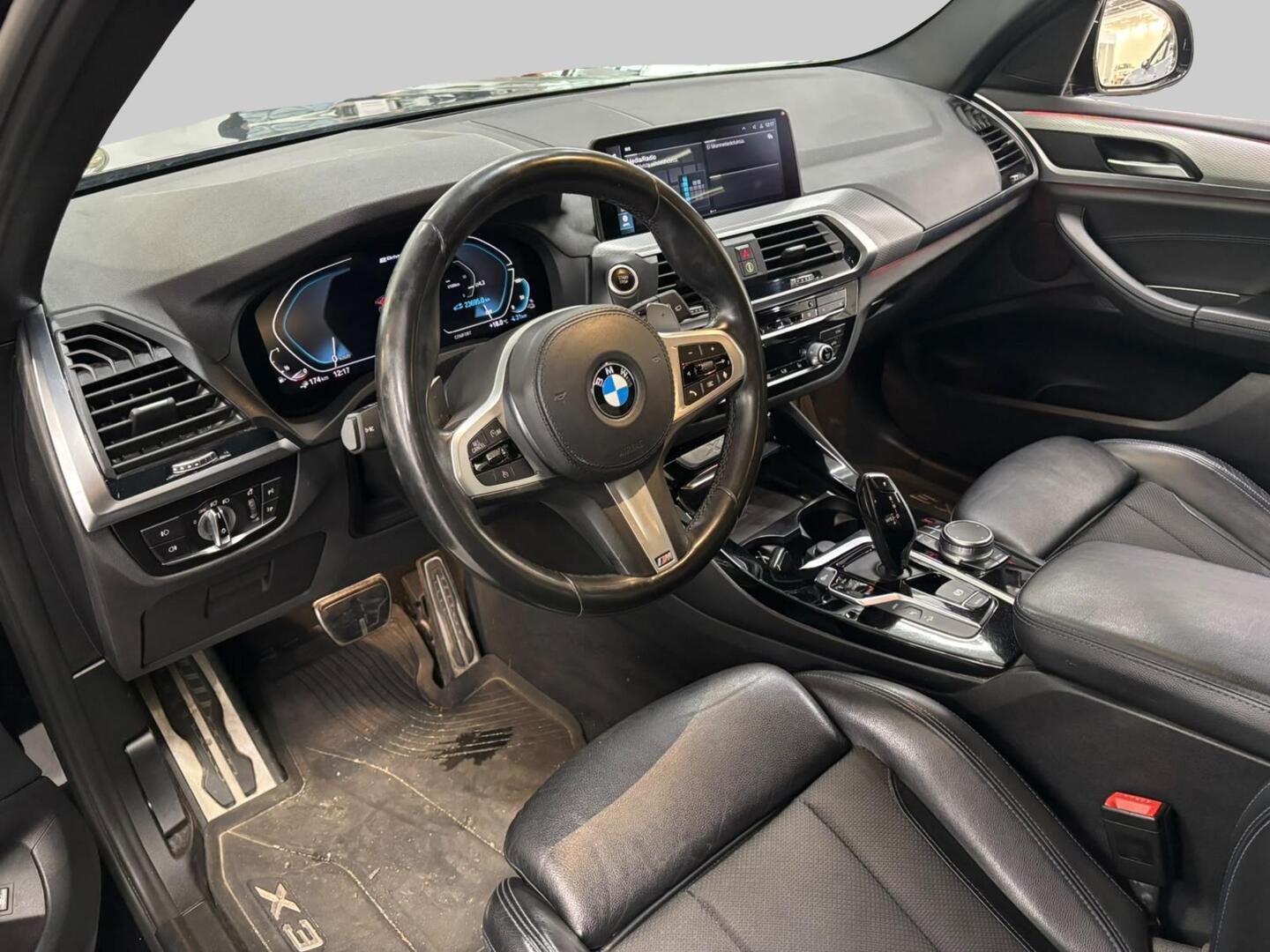BMW X3 G01 xDrive 30e A Business M Sport 2020, kuva 3/4