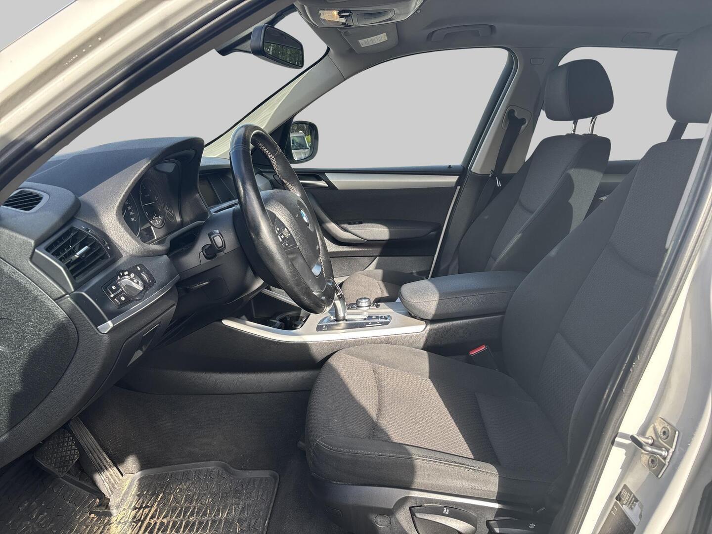 BMW X3 A F25 Business 2012, kuva 3/3