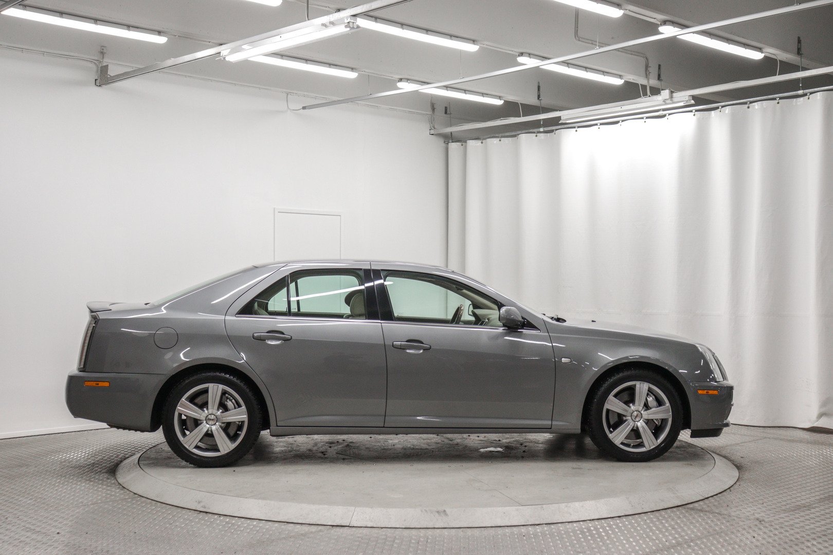 Cadillac STS 2005, kuva 4/20
