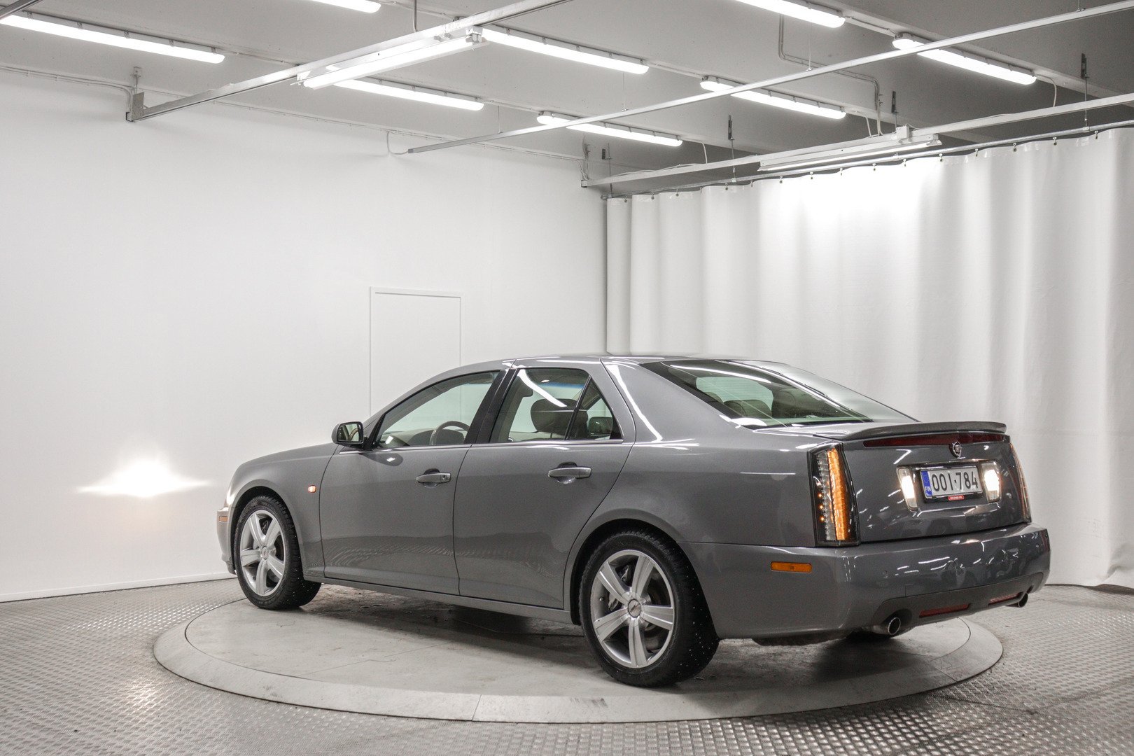 Cadillac STS 2005, kuva 7/20