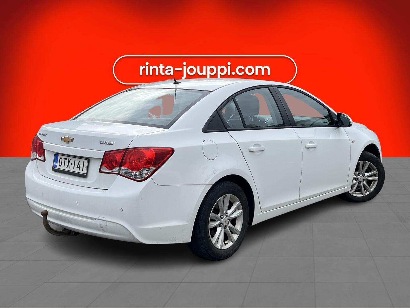 Chevrolet Cruze 4-ov LT 1,6 91kW MT5 2013, photo 2/3