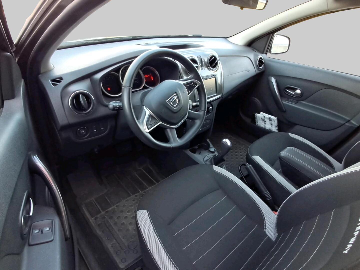 Dacia Sandero Stepway TCe 90 Easy-R 2017, kuva 3/3