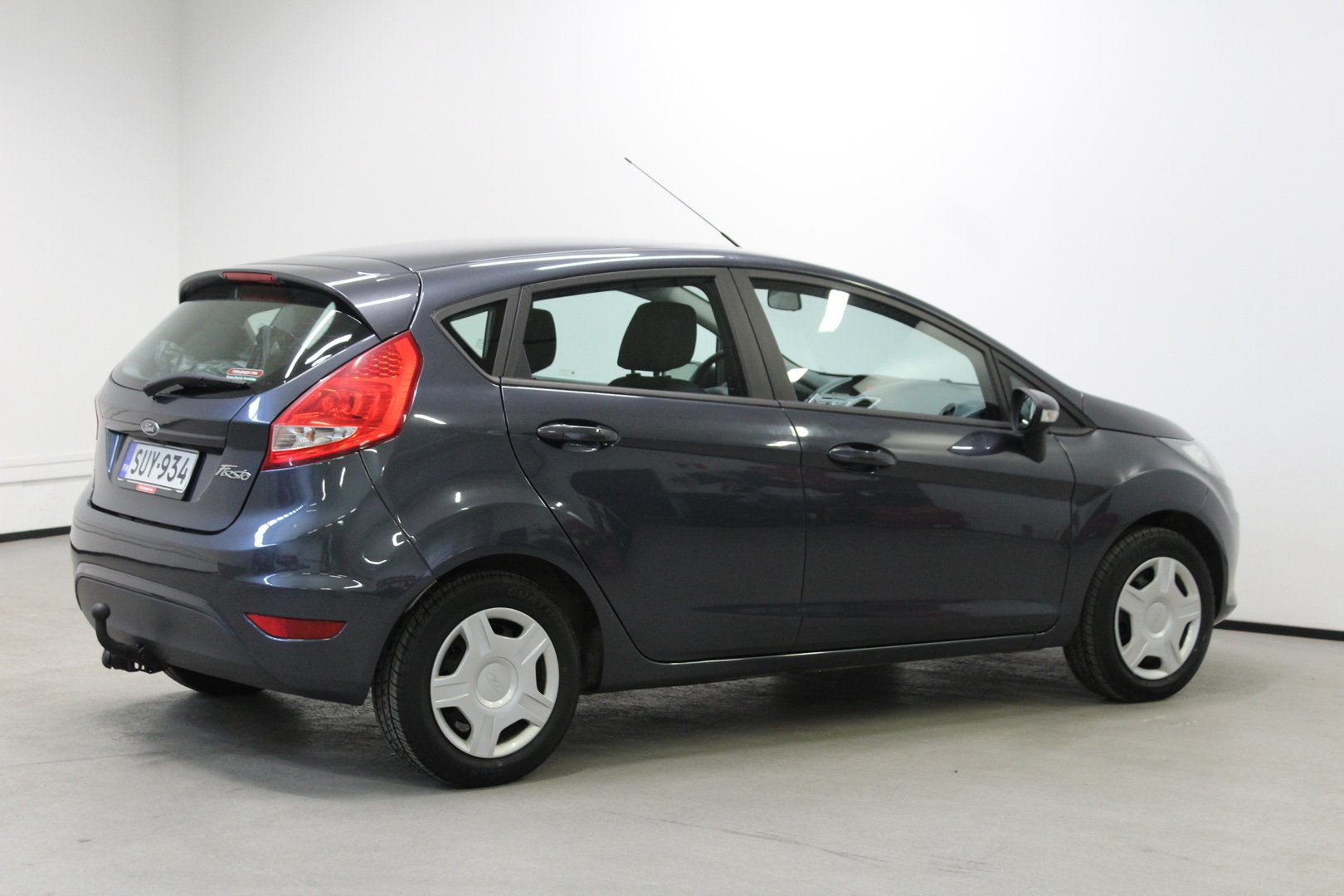 Ford Fiesta 1,25 82 hv Trend M5 5-ovinen 2010, kuva 5/19
