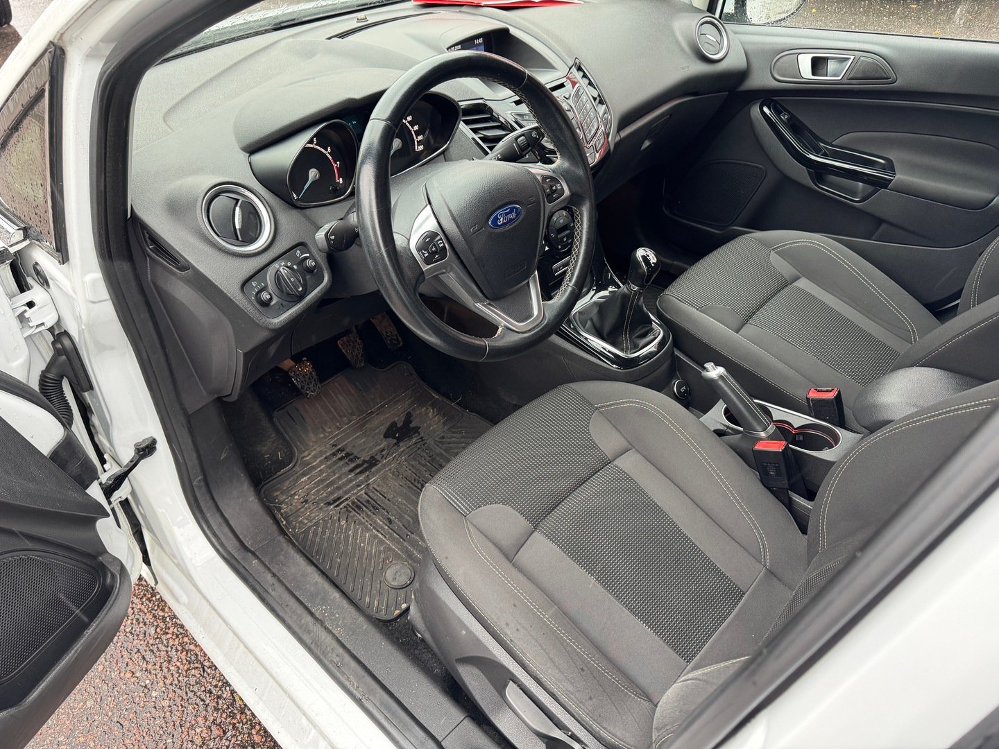 Ford Fiesta 2016, kuva 3/29
