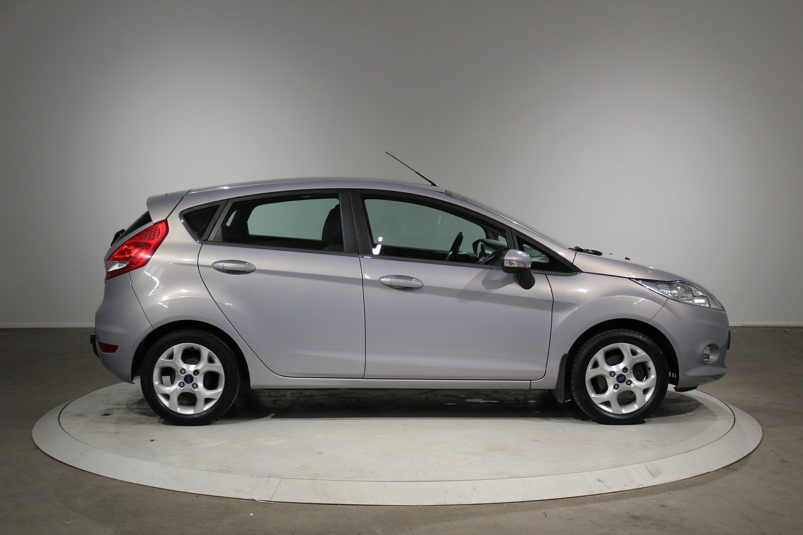 Ford Fiesta 2011, kuva 4/19