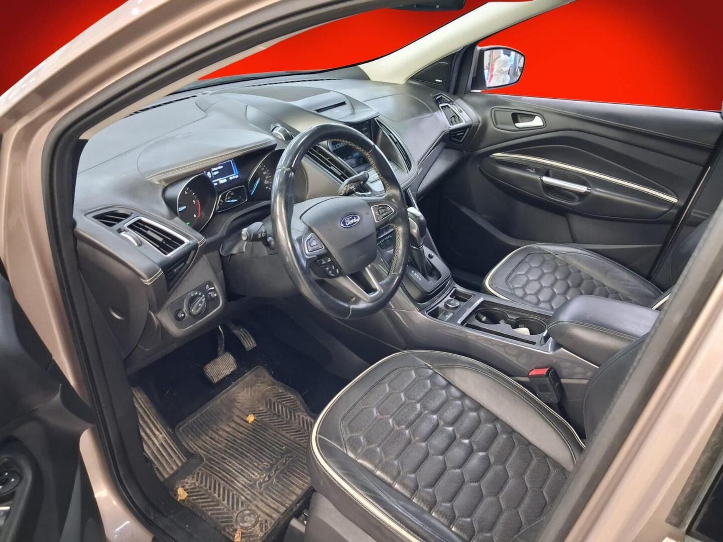 Ford Kuga 2017, kuva 3/3