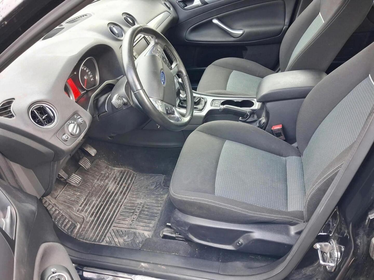 Ford Mondeo 2013, kuva 2/3