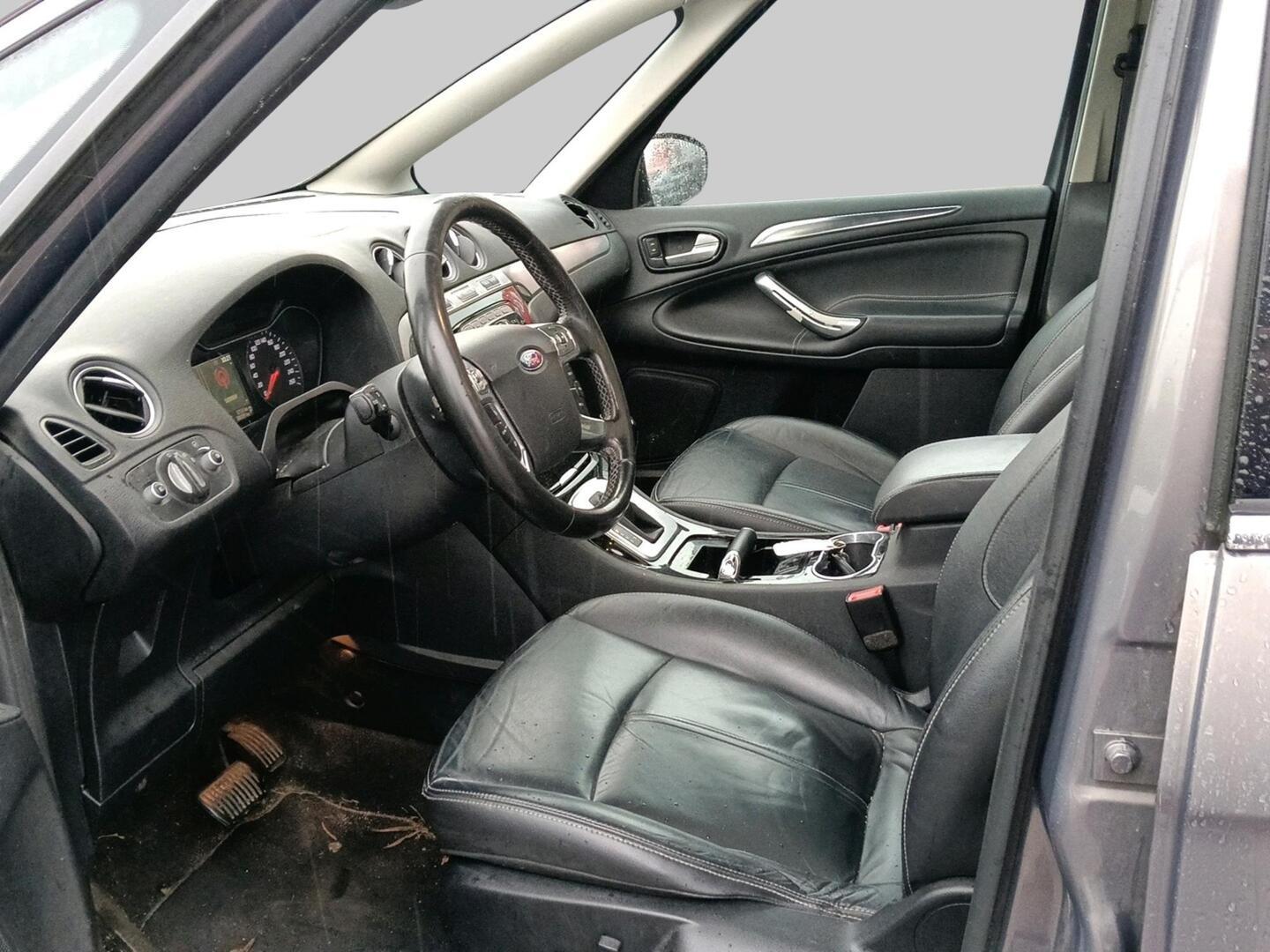 Ford S-MAX 2011, photo 3/3