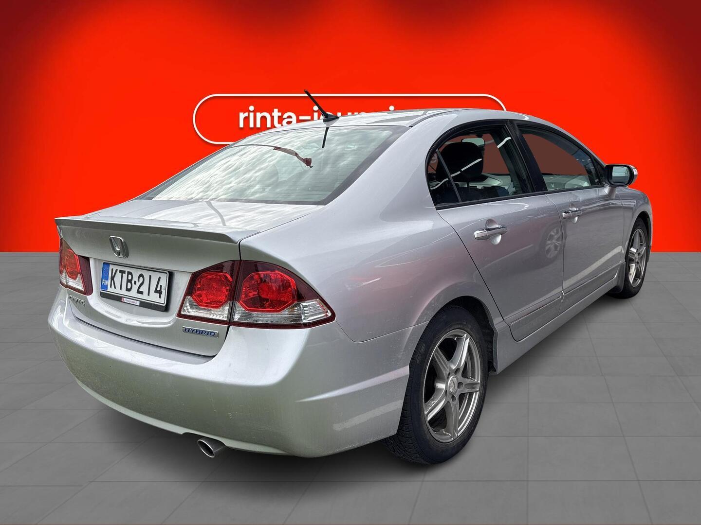 Honda Civic 4D 1,4i CVT Hybrid 2010, kuva 2/3