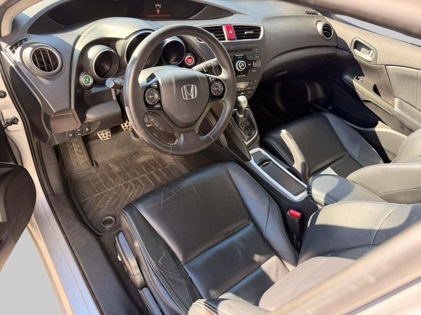 Honda Civic Tourer 1,8i Executive ADAS 2014, kuva 3/3