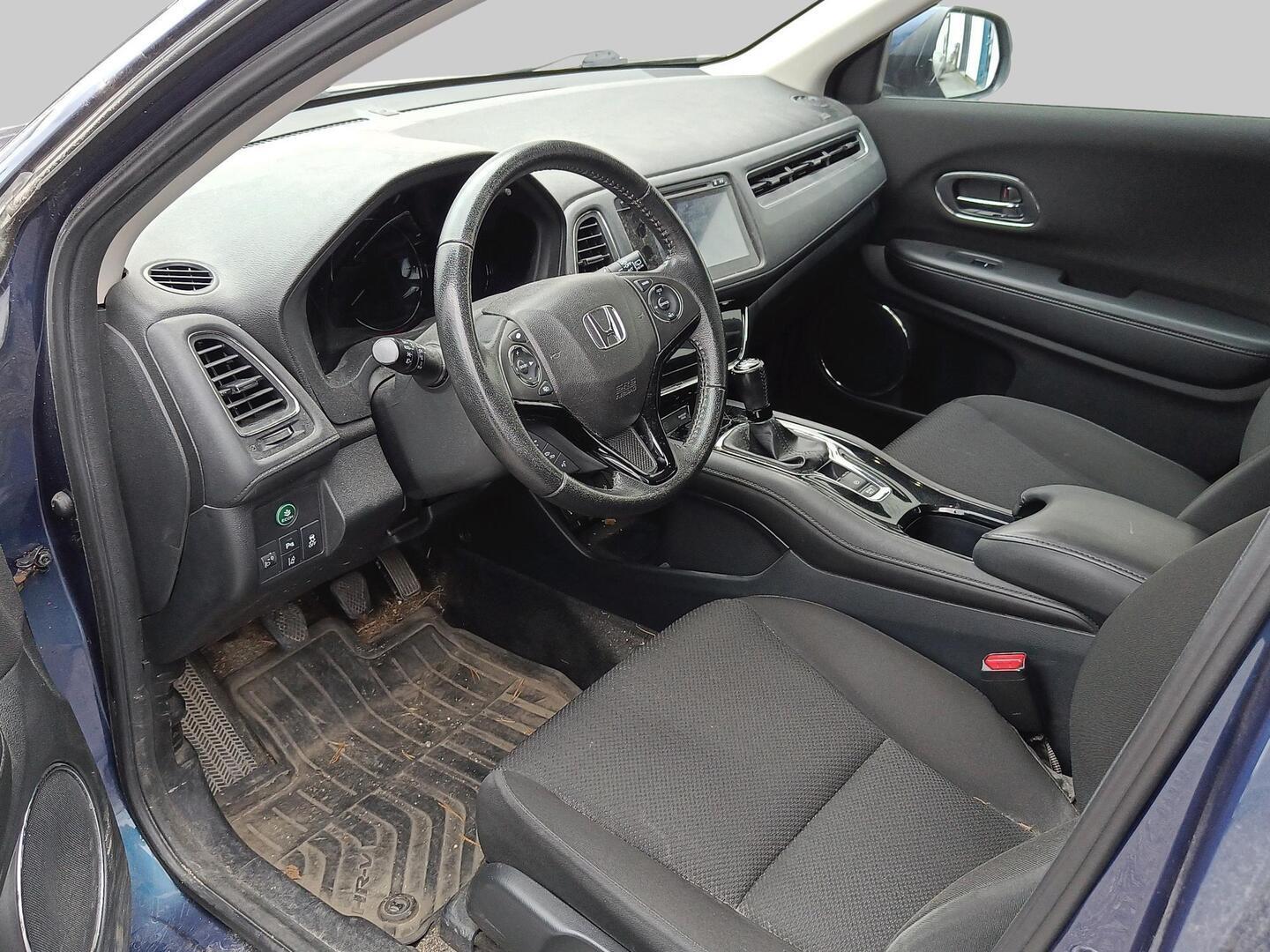 Honda HR-V 1,6 D Elegance 2016, photo 3/3
