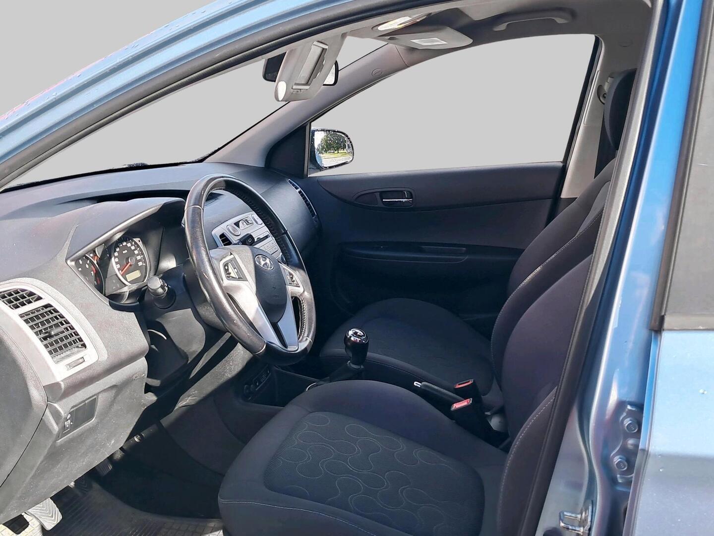 Hyundai i20 1,4 Comfort 5d 2009, kuva 3/3