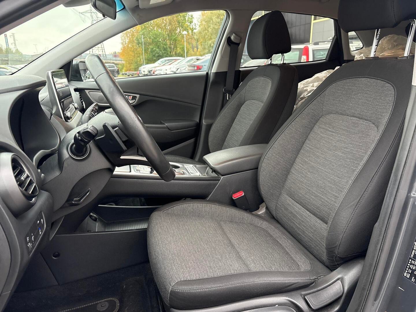 Hyundai Kona 2020, kuva 4/4
