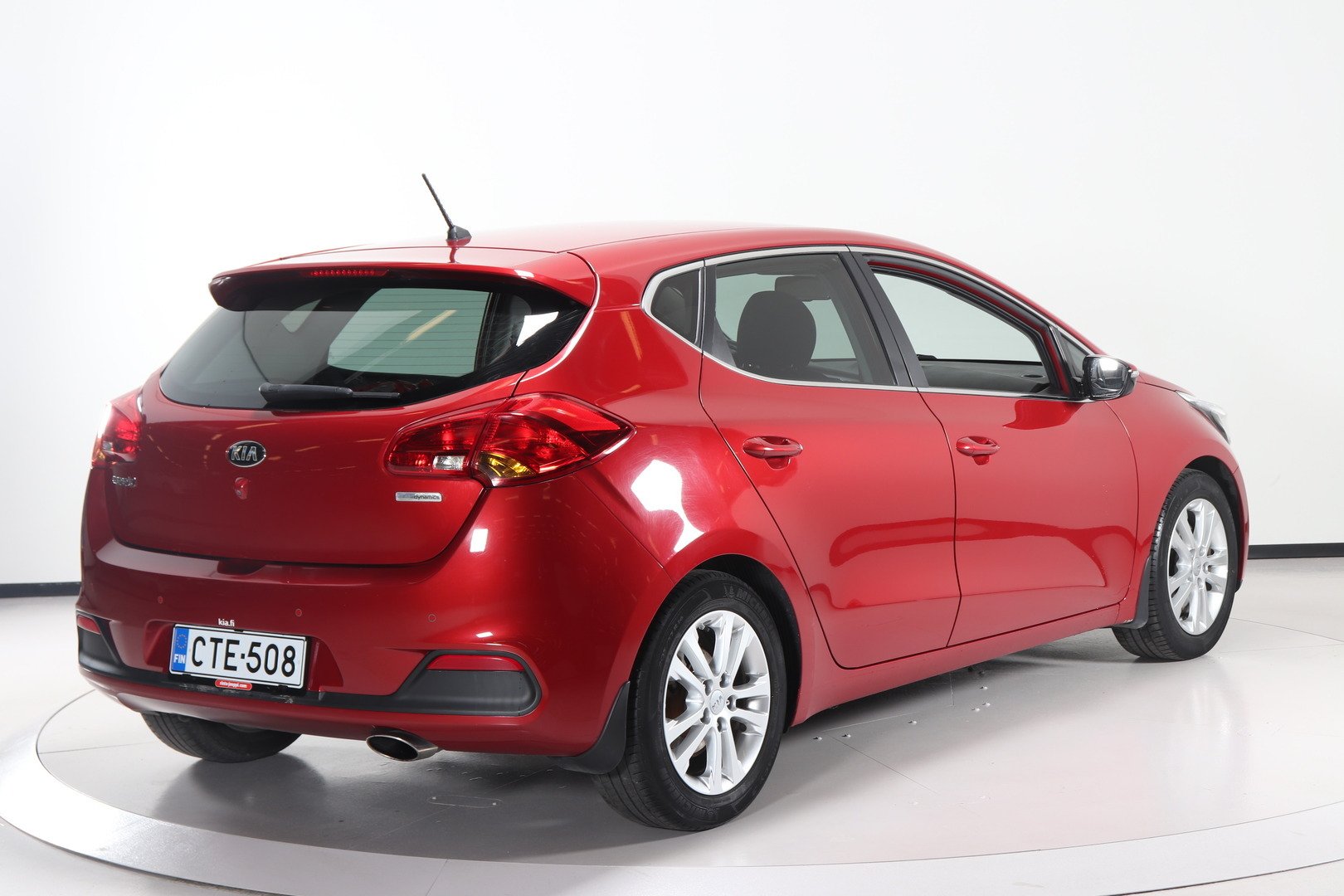 Kia Ceed 1,6 ISG EX 5D EcoDynamics 2015, kuva 5/25