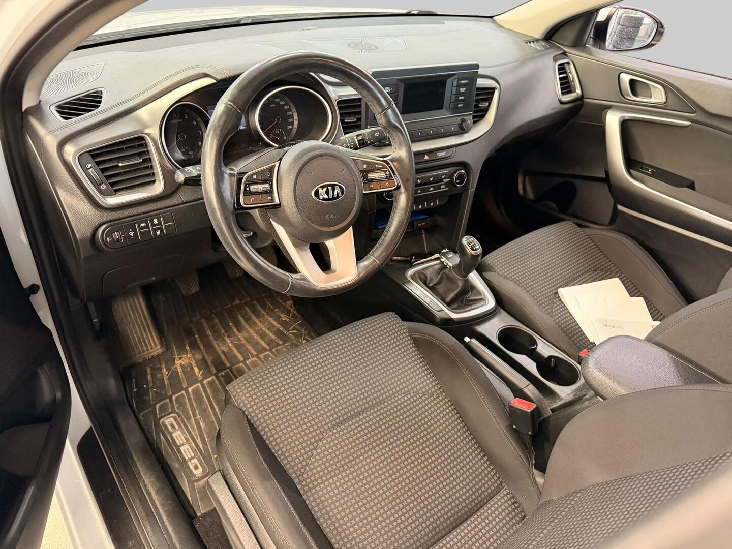 Kia Ceed 1,0 T-GDI ISG 100hv Active 5D 2020, bild 3/3