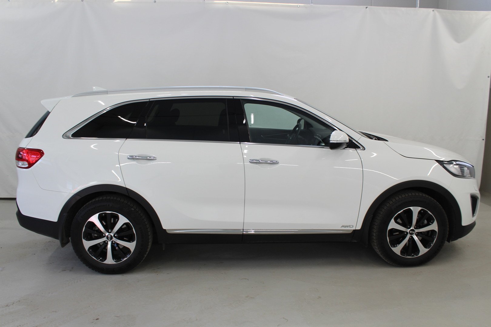 Kia Sorento 2,2 CRDi AWD Business A/T 5P 2015, kuva 4/23