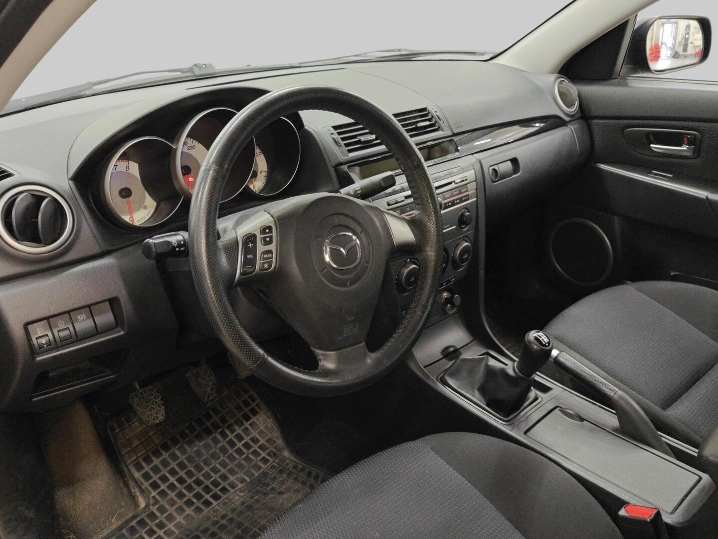 Mazda 3 Sedan 1,6 Touring 5MT 4d N06 2008, kuva 3/3