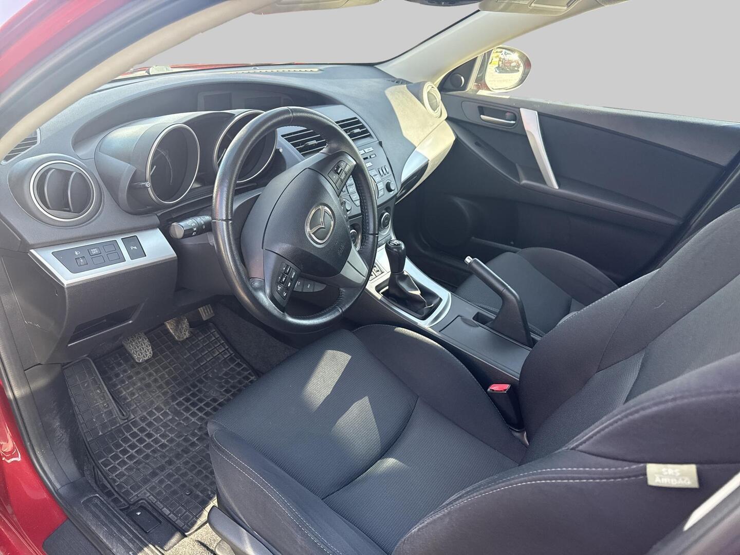 Mazda 3 5HB 1,6 Touring 5MT 5ov N4T 2012, photo 3/3