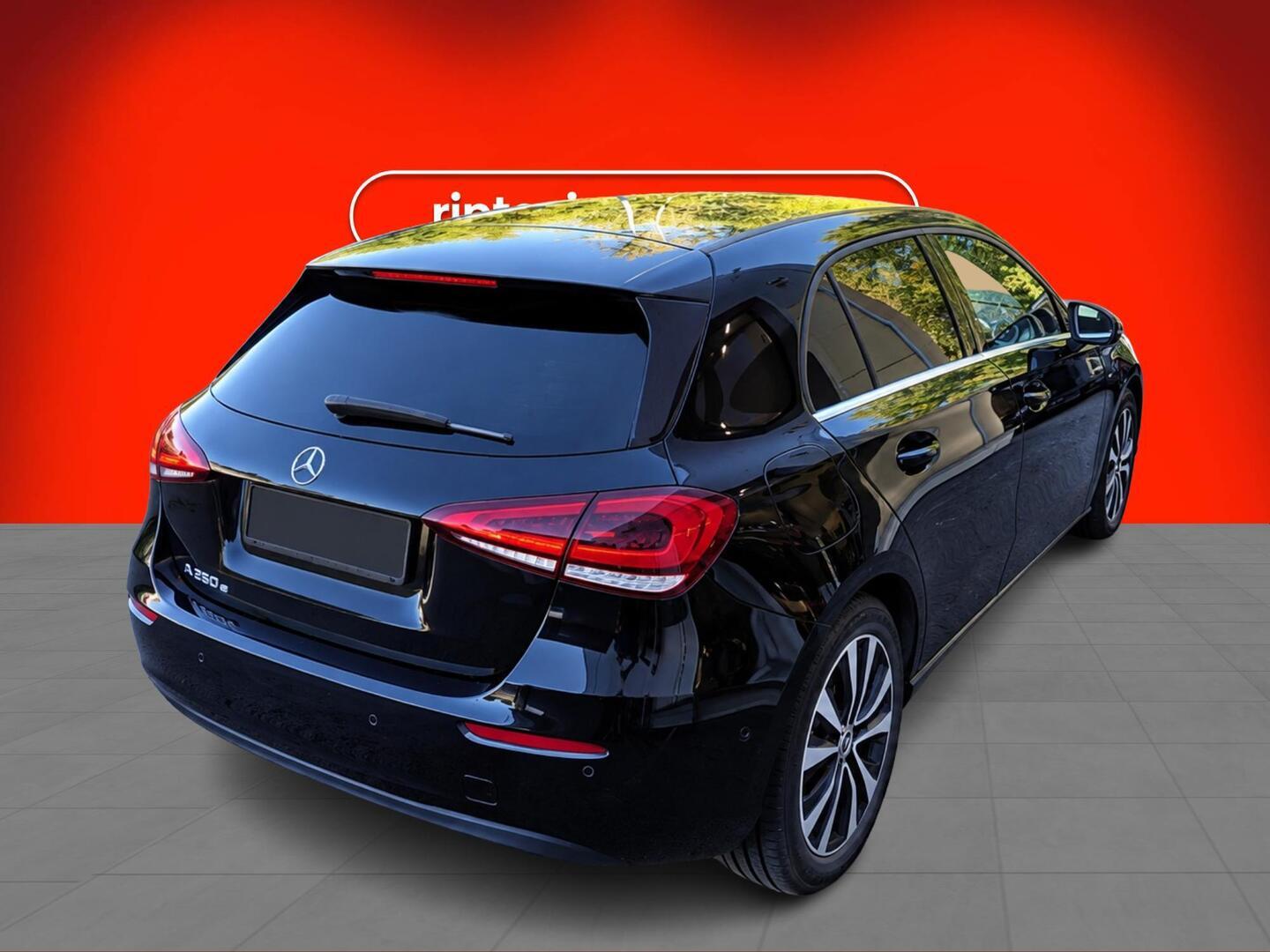 Mercedes-Benz A 2021, photo 2/3