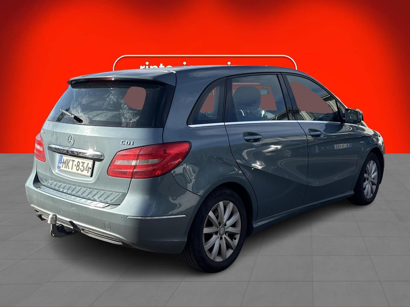 Mercedes-Benz B 2012, kuva 2/3