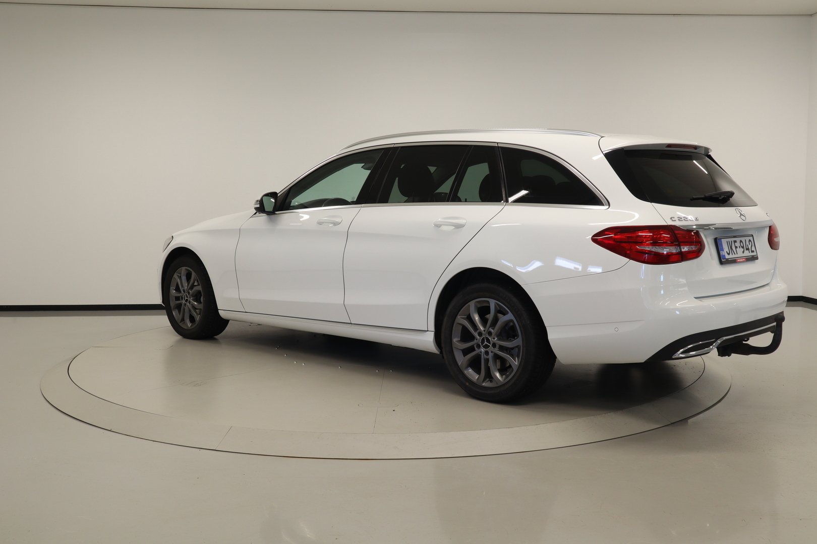 Mercedes-Benz C 2017, kuva 7/28