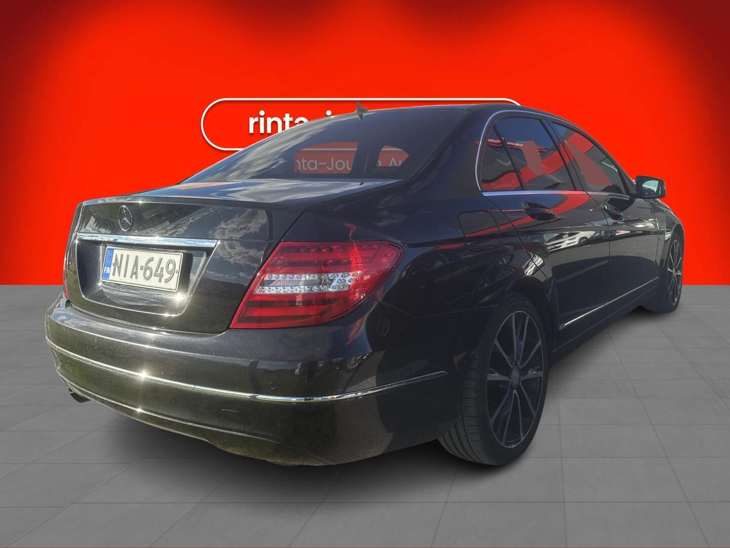 Mercedes-Benz C 2012, photo 2/4