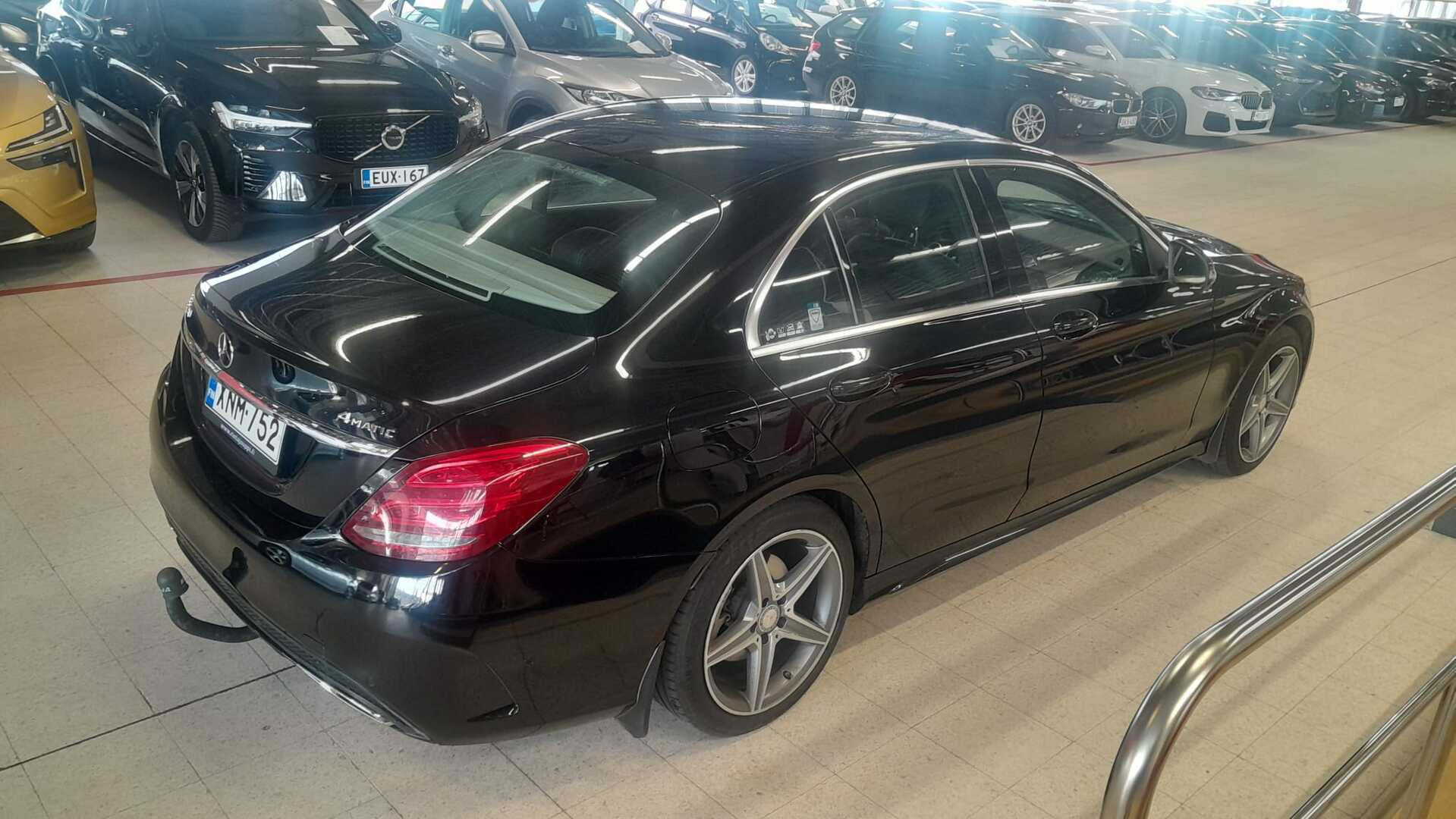 Mercedes-Benz C 2015, photo 2/3