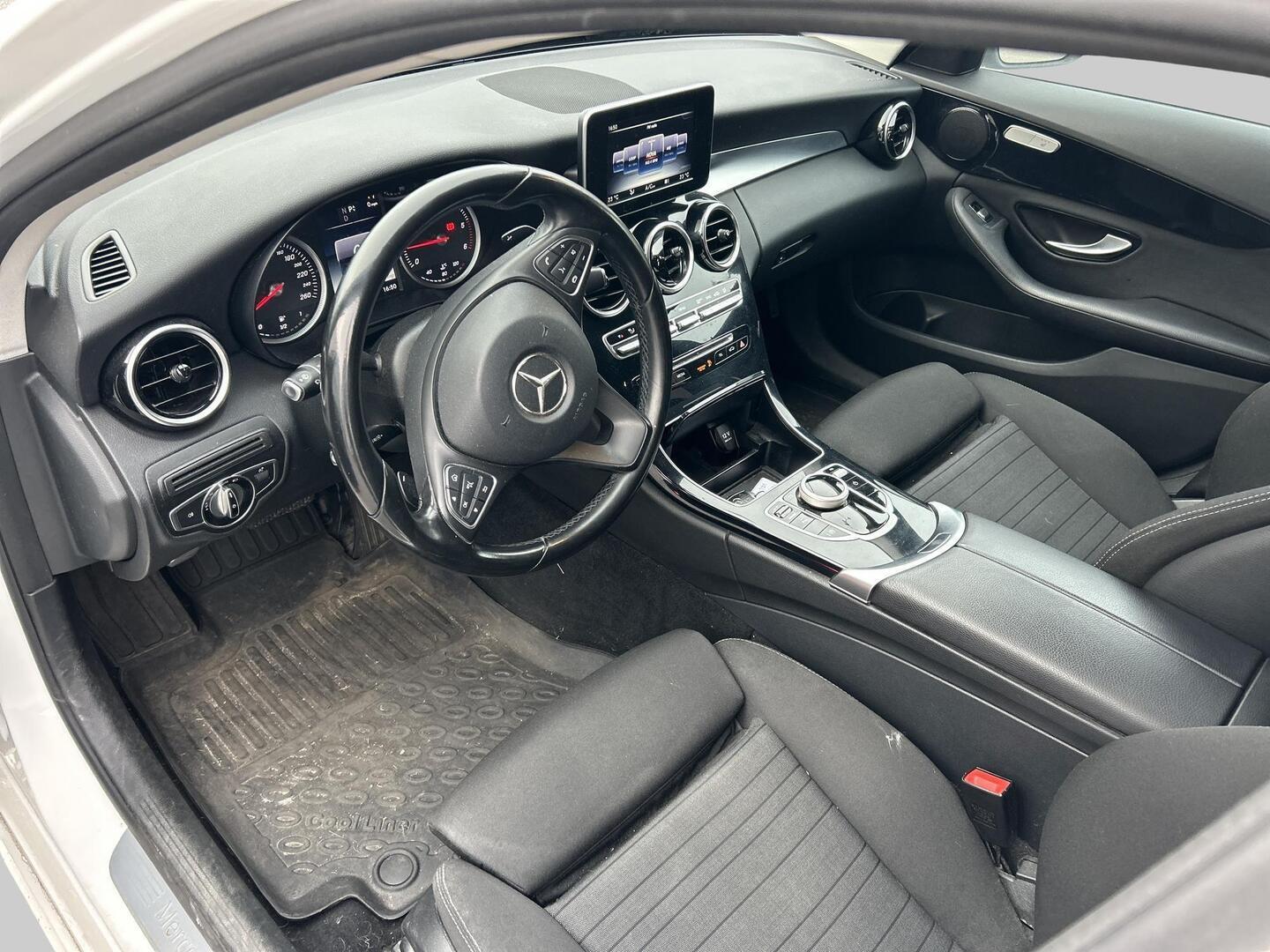 Mercedes-Benz C 2016, photo 3/3