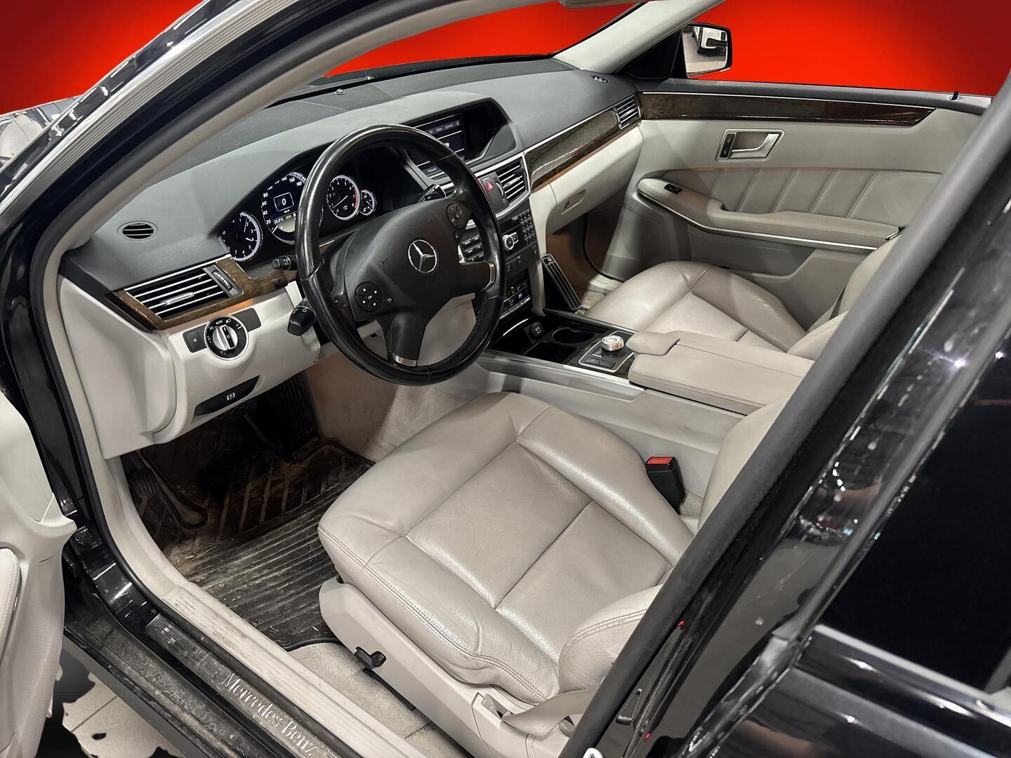 Mercedes-Benz E 350 BE T A 2012, kuva 3/3