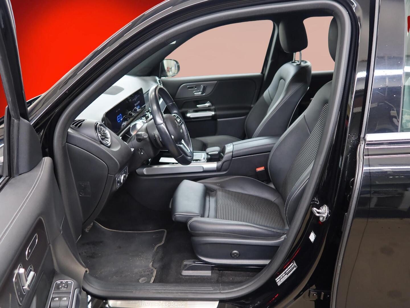 Mercedes-Benz EQB 250 Business 2023, photo 3/3