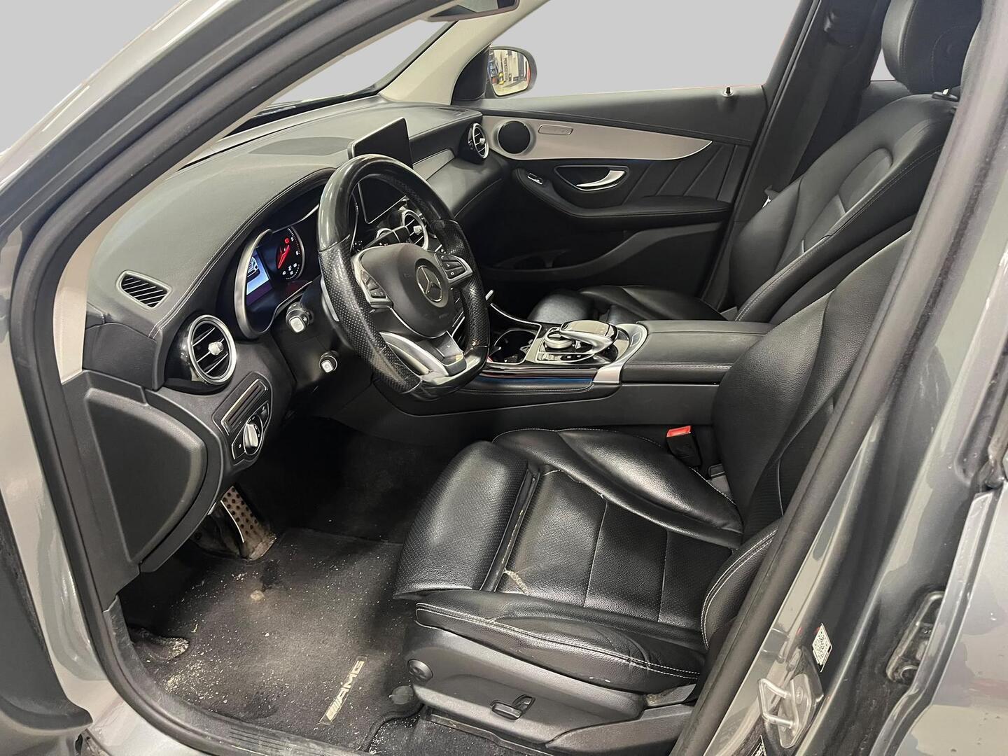Mercedes-Benz GLC 2016, kuva 3/4