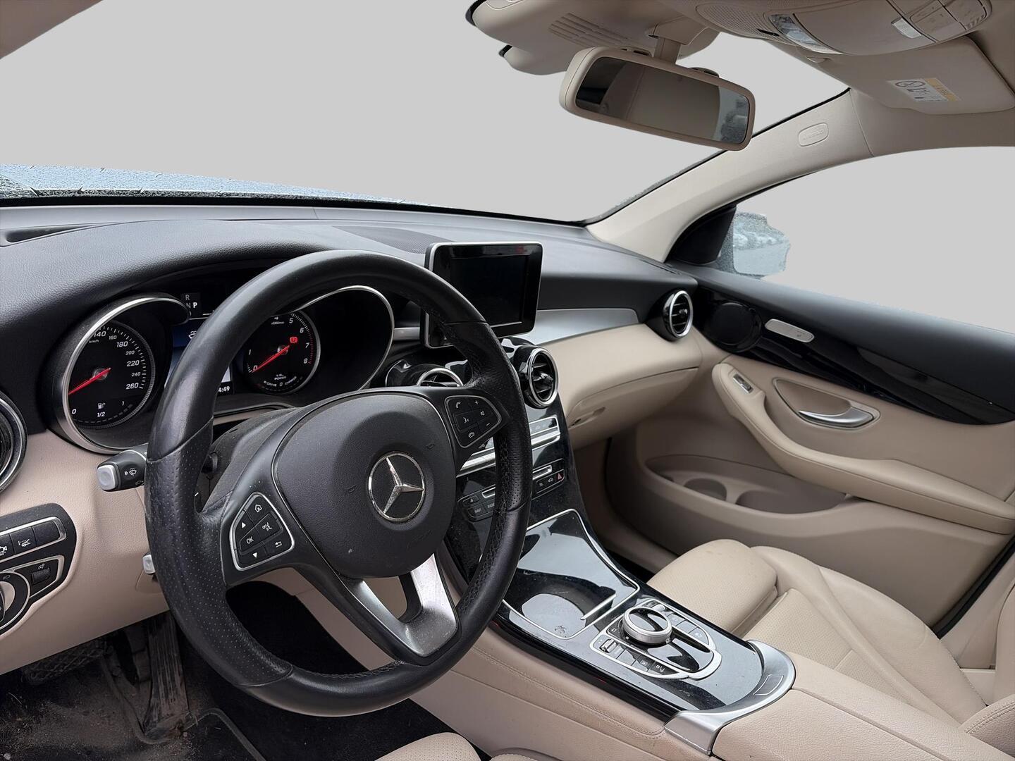 Mercedes-Benz GLC 2018, kuva 3/3