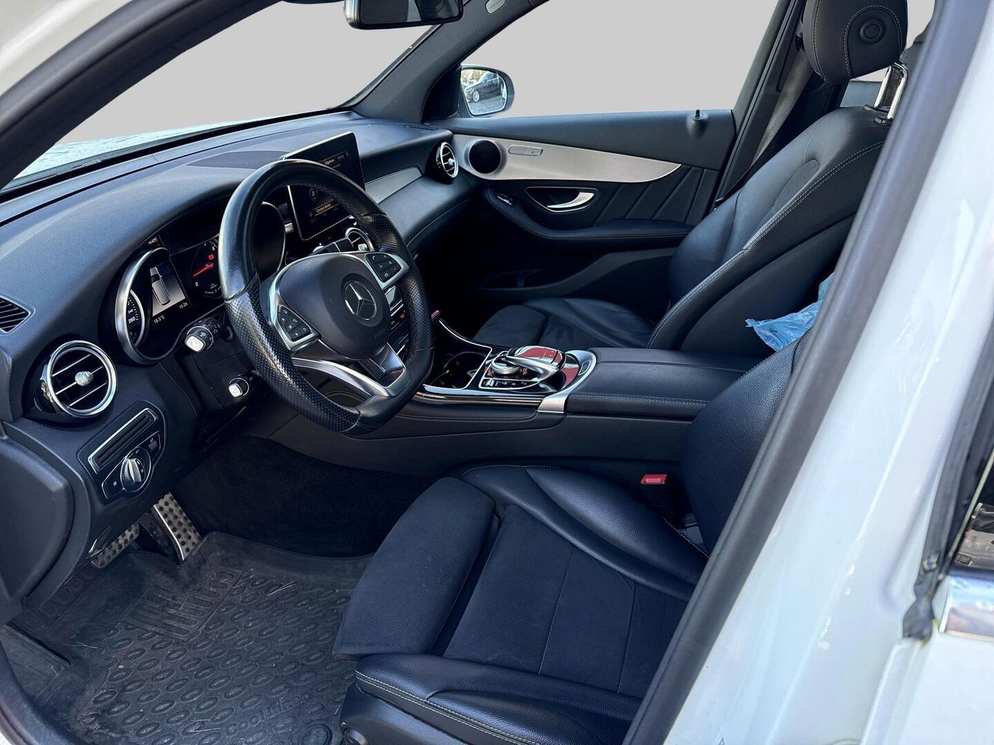 Mercedes-Benz GLC 2017, bild 3/3