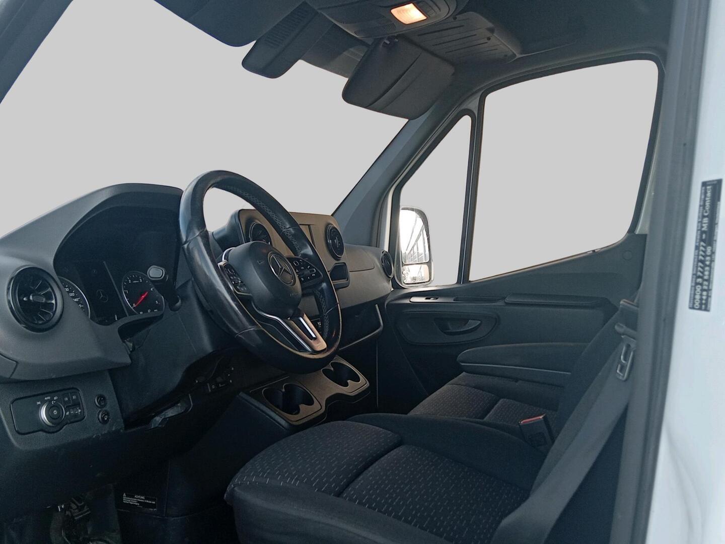 Mercedes-Benz Sprinter 2018, bild 3/3