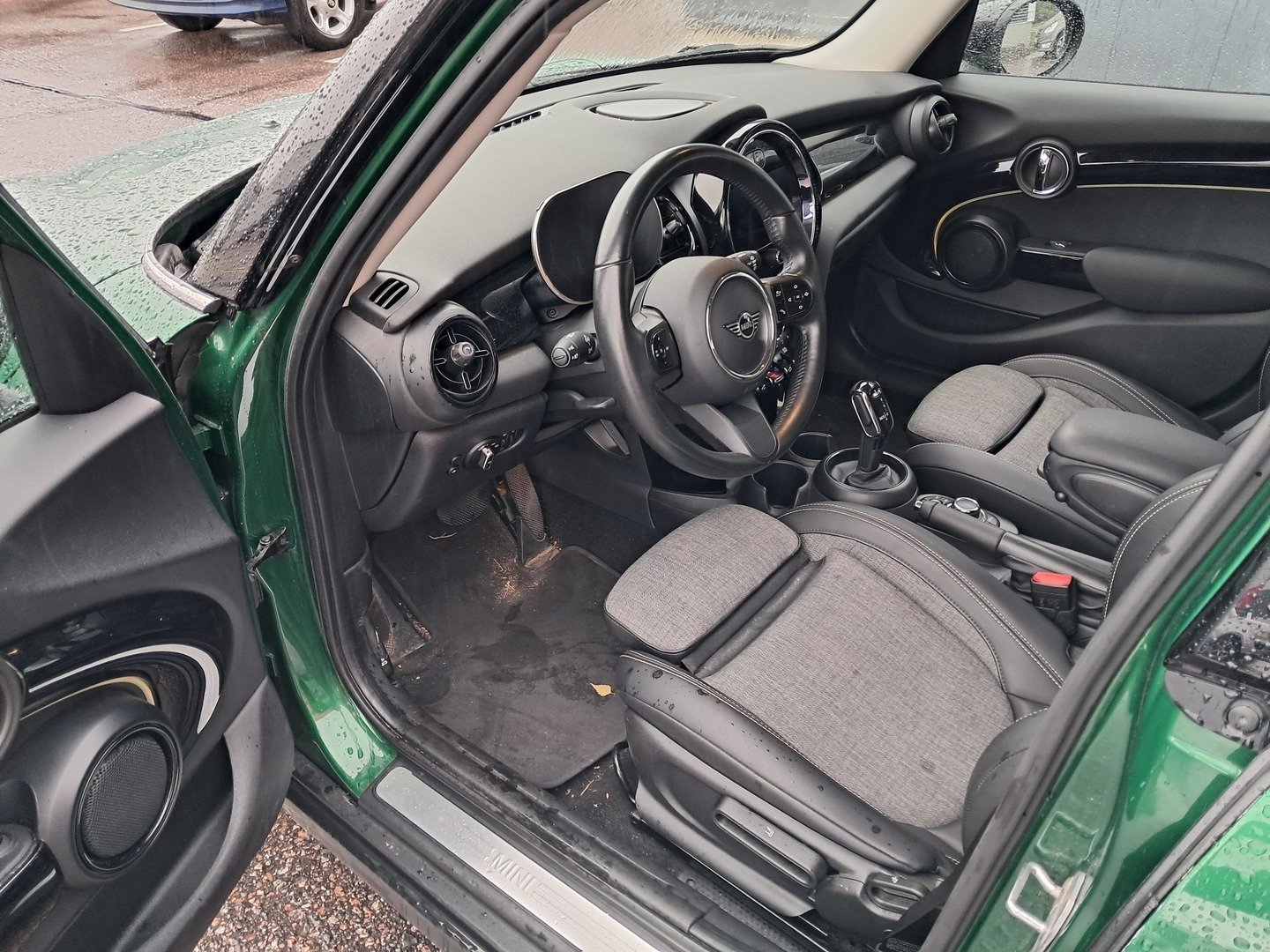MINI Cooper 1.5 136hv Steptronic Classic 2022, kuva 3/3